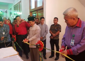 Peresmian English Corner FAI UMSU