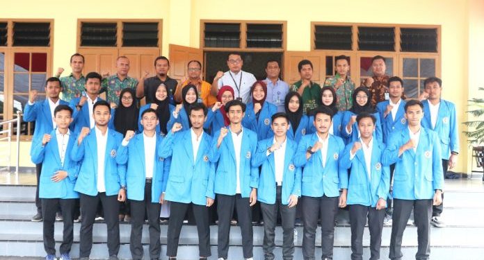 UMSU Lepas 29 Mahasiswa Magang Bersertifikat BUMN Batch II