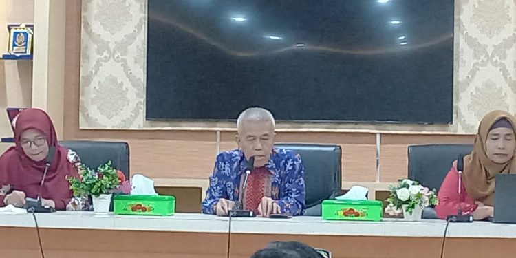 Finalisasi Standar Proses Pembelajaran Dan Penilaian Pembelajaran Yang Disesuaikan Dengan Permen No 53 Tahun 2023 Bersama Wakil Dekan I Se UMSU.