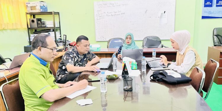 Diskusi internal mempersiapkan rencana kegiatan pembelajaran baru