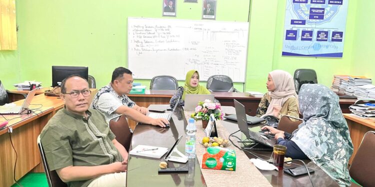 Rapat internal Penilaian CPL dan Perbaikan RKT